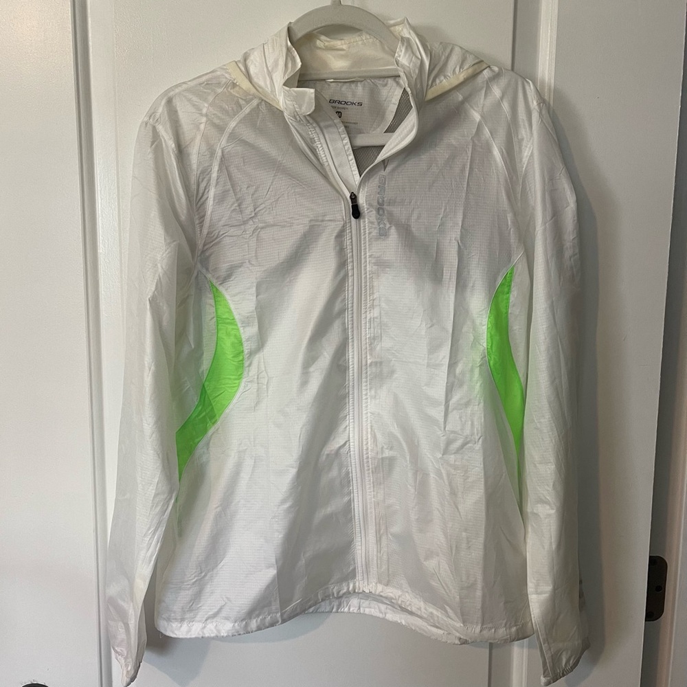 Brooks Lightweight Running Reflective‎ Jacket with Hood Size medium